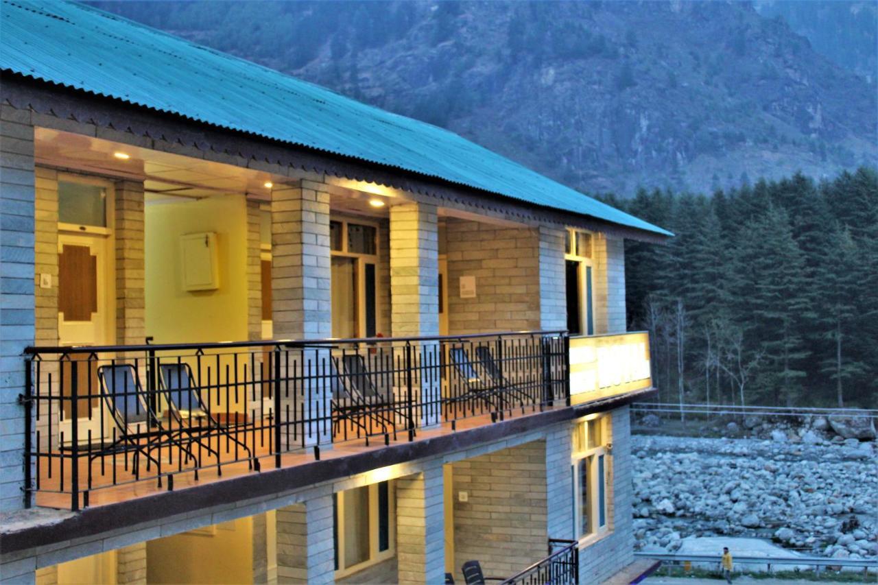 Hotel New Royal Manāli Exteriör bild