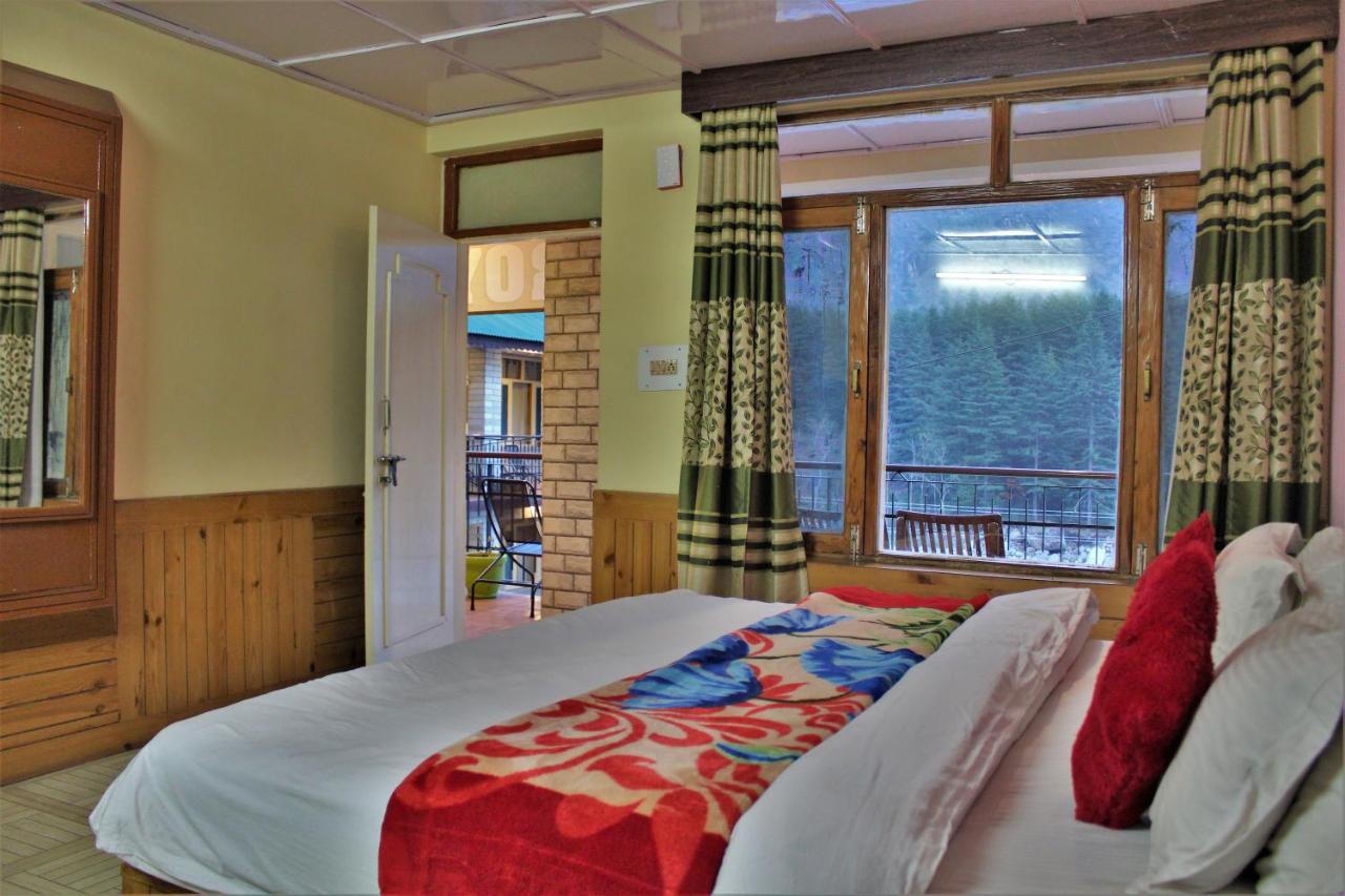 Hotel New Royal Manāli Exteriör bild